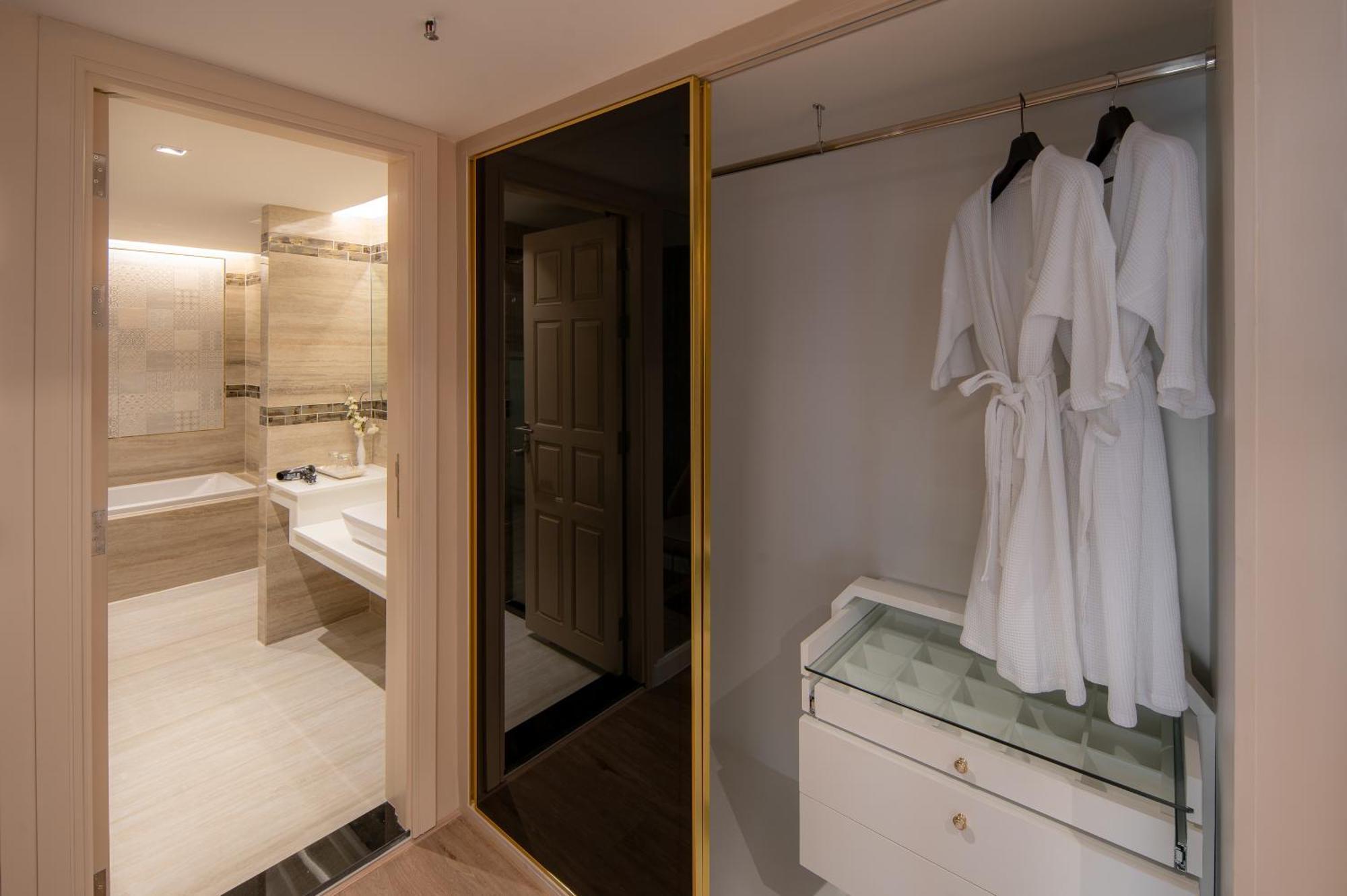 Alexander Hotel Bangkok Phòng bức ảnh